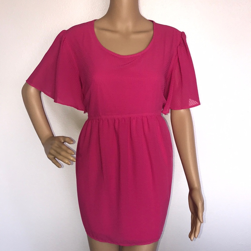 Bright pink top!!